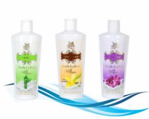 hand-body-lotion_20937417755909f92b4e94b.jpg